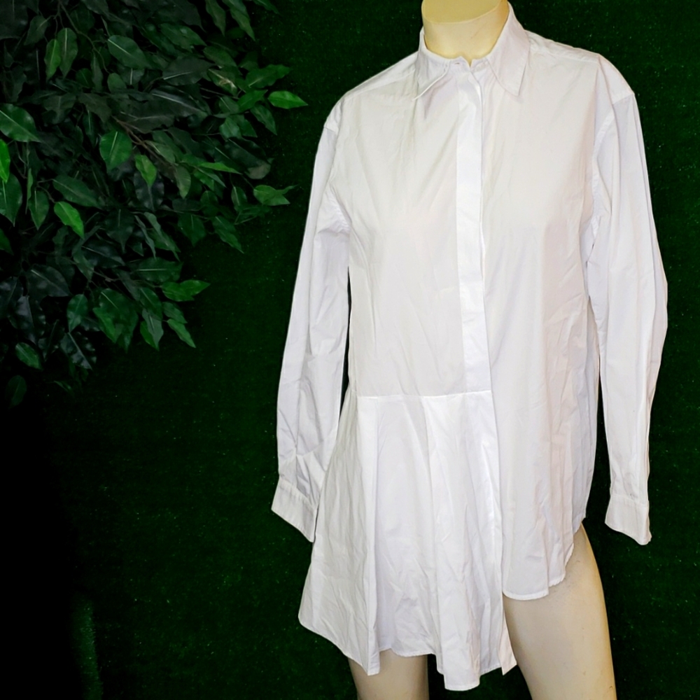 Agnona White shirt with pleated drop waist. Classic made in Italy 🇮🇹